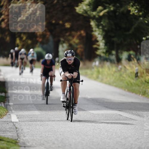 30.08.2026 - Elbe Triathlon Hamburg Michael Burmester http://msf.ph/oto/10070356 30.08.2026 09:54:38 Radfahren 462, 711, 713, 856, 911, 960 meine-sportfotos.de