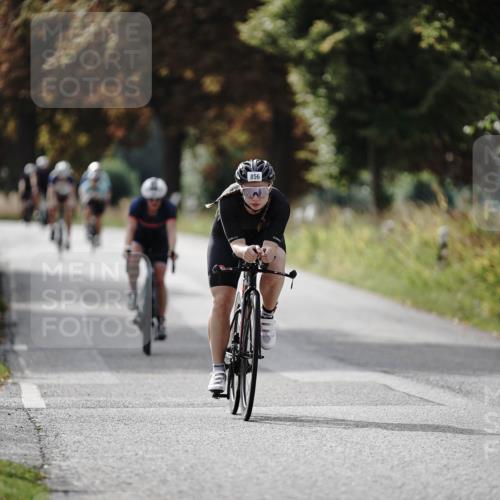 30.08.2026 - Elbe Triathlon Hamburg Michael Burmester http://msf.ph/oto/10070360 30.08.2026 09:54:38 Radfahren 462, 711, 713, 856, 911, 960 meine-sportfotos.de