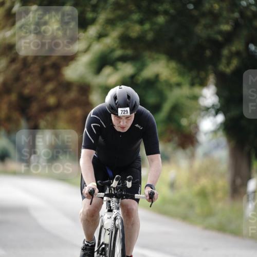 30.08.2026 - Elbe Triathlon Hamburg Michael Burmester http://msf.ph/oto/10070400 30.08.2026 09:54:57 Radfahren 729 meine-sportfotos.de