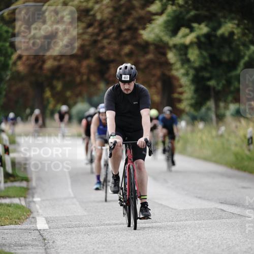 30.08.2026 - Elbe Triathlon Hamburg Michael Burmester http://msf.ph/oto/10070425 30.08.2026 09:55:21 Radfahren 457, 488, 528, 534, 628, 633, 933, 939, 961, 967 meine-sportfotos.de