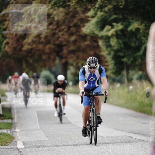 30.08.2026 - Elbe Triathlon Hamburg Michael Burmester http://msf.ph/oto/10070450 30.08.2026 09:55:34 Radfahren 289, 353, 441, 557, 669 meine-sportfotos.de