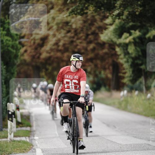 30.08.2026 - Elbe Triathlon Hamburg Michael Burmester http://msf.ph/oto/10070471 30.08.2026 09:55:44 Radfahren 352, 466, 479, 595, 621, 742, 757, 820, 843 meine-sportfotos.de