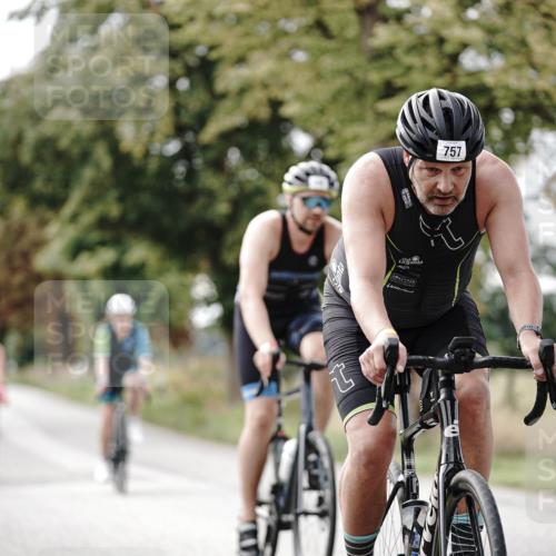 30.08.2026 - Elbe Triathlon Hamburg Michael Burmester http://msf.ph/oto/10070479 30.08.2026 09:55:48 Radfahren 352, 397, 479, 595, 621, 757, 820, 843, 872 meine-sportfotos.de