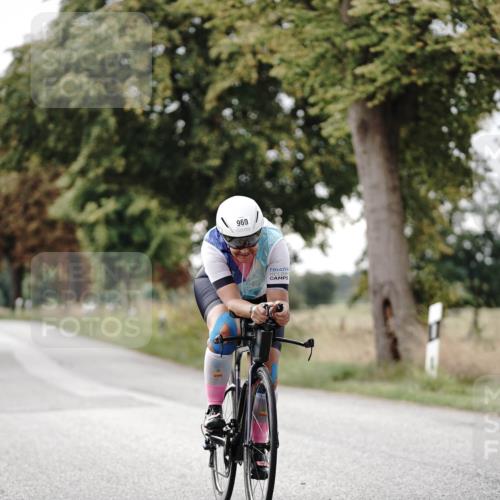 30.08.2026 - Elbe Triathlon Hamburg Michael Burmester http://msf.ph/oto/10070531 30.08.2026 09:56:07 Radfahren 581, 657, 902, 969 meine-sportfotos.de