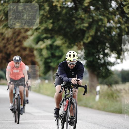 30.08.2026 - Elbe Triathlon Hamburg Michael Burmester http://msf.ph/oto/10070536 30.08.2026 09:56:14 Radfahren 451, 544, 657, 797 meine-sportfotos.de