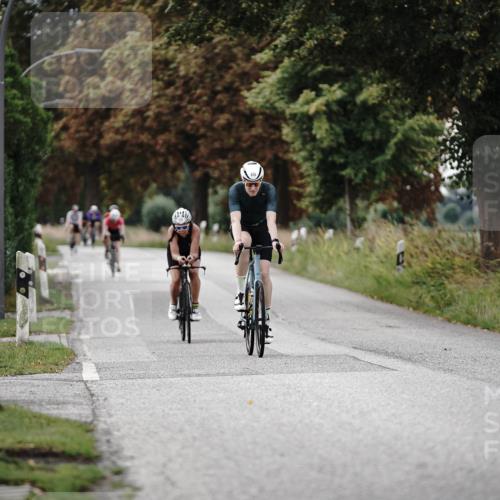 30.08.2026 - Elbe Triathlon Hamburg Michael Burmester http://msf.ph/oto/10070543 30.08.2026 09:56:20 Radfahren 626, 883, 983 meine-sportfotos.de