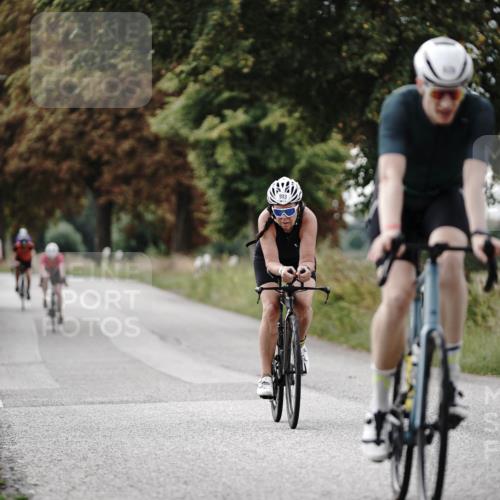 30.08.2026 - Elbe Triathlon Hamburg Michael Burmester http://msf.ph/oto/10070550 30.08.2026 09:56:22 Radfahren 363, 626, 883, 983 meine-sportfotos.de