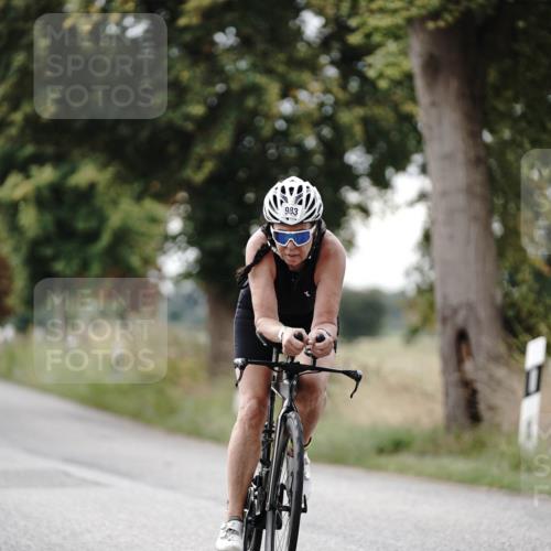 30.08.2026 - Elbe Triathlon Hamburg Michael Burmester http://msf.ph/oto/10070551 30.08.2026 09:56:23 Radfahren 363, 626, 883, 983 meine-sportfotos.de