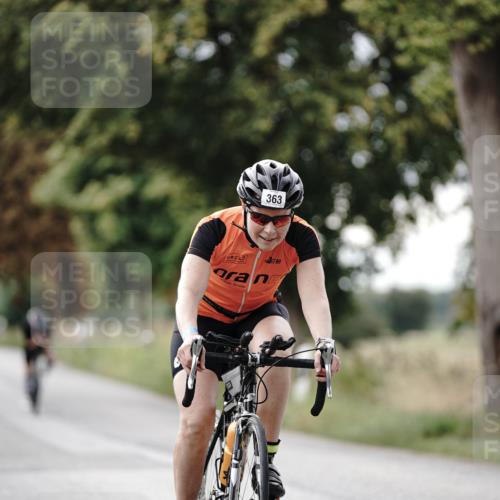 30.08.2026 - Elbe Triathlon Hamburg Michael Burmester http://msf.ph/oto/10070560 30.08.2026 09:56:29 Radfahren 363, 421, 731, 883, 926 meine-sportfotos.de