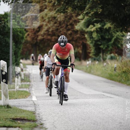 30.08.2026 - Elbe Triathlon Hamburg Michael Burmester http://msf.ph/oto/10070574 30.08.2026 09:56:45 Radfahren 643, 646, 803, 912, 957 meine-sportfotos.de