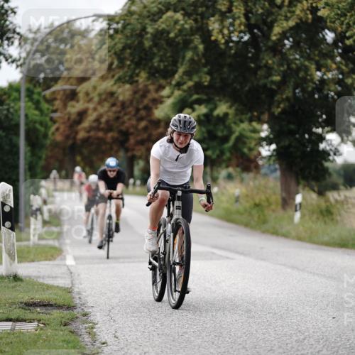 30.08.2026 - Elbe Triathlon Hamburg Michael Burmester http://msf.ph/oto/10070582 30.08.2026 09:56:46 Radfahren 543, 643, 646, 771, 912, 957 meine-sportfotos.de
