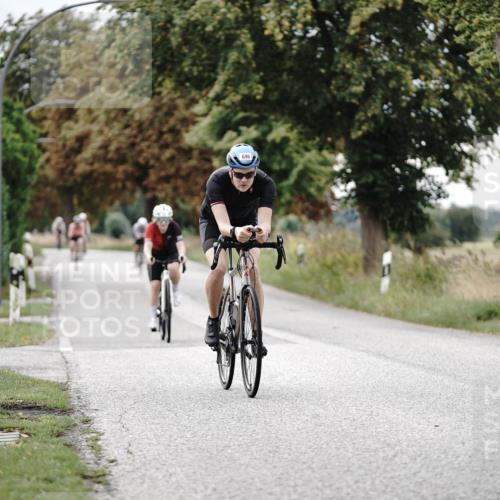 30.08.2026 - Elbe Triathlon Hamburg Michael Burmester http://msf.ph/oto/10070587 30.08.2026 09:56:48 Radfahren 543, 643, 646, 771, 901, 912, 957 meine-sportfotos.de