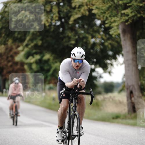 30.08.2026 - Elbe Triathlon Hamburg Michael Burmester http://msf.ph/oto/10070598 30.08.2026 09:56:53 Radfahren 543, 604, 771, 901, 962 meine-sportfotos.de
