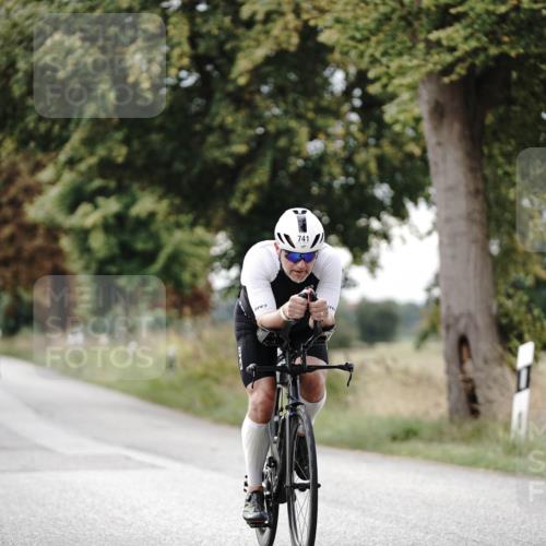 30.08.2026 - Elbe Triathlon Hamburg Michael Burmester http://msf.ph/oto/10070622 30.08.2026 09:57:03 Radfahren 604, 612, 613, 720, 726, 741, 932 meine-sportfotos.de