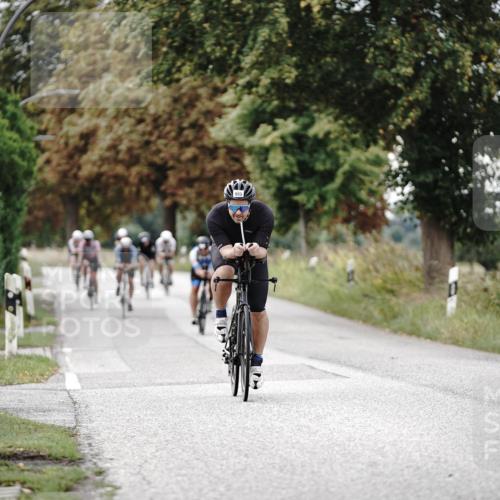 30.08.2026 - Elbe Triathlon Hamburg Michael Burmester http://msf.ph/oto/10070642 30.08.2026 09:57:19 Radfahren 261, 641, 665, 678, 698, 747, 810, 887, 1896 meine-sportfotos.de