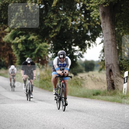 30.08.2026 - Elbe Triathlon Hamburg Michael Burmester http://msf.ph/oto/10070651 30.08.2026 09:57:21 Radfahren 261, 641, 658, 665, 678, 698, 747, 810, 887, 1896 meine-sportfotos.de