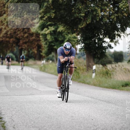 30.08.2026 - Elbe Triathlon Hamburg Michael Burmester http://msf.ph/oto/10070667 30.08.2026 09:57:28 Radfahren 413, 658, 747, 768, 810, 1896 meine-sportfotos.de