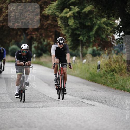 30.08.2026 - Elbe Triathlon Hamburg Michael Burmester http://msf.ph/oto/10070699 30.08.2026 09:57:48 Radfahren 505, 569, 619 meine-sportfotos.de