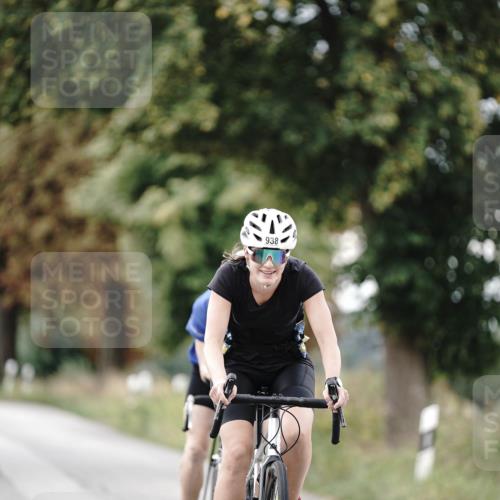 30.08.2026 - Elbe Triathlon Hamburg Michael Burmester http://msf.ph/oto/10070719 30.08.2026 09:57:57 Radfahren 446, 611, 838, 880, 938 meine-sportfotos.de
