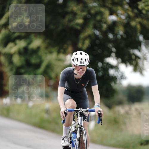 30.08.2026 - Elbe Triathlon Hamburg Michael Burmester http://msf.ph/oto/10070725 30.08.2026 09:58:02 Radfahren 423, 611, 838, 880, 944 meine-sportfotos.de