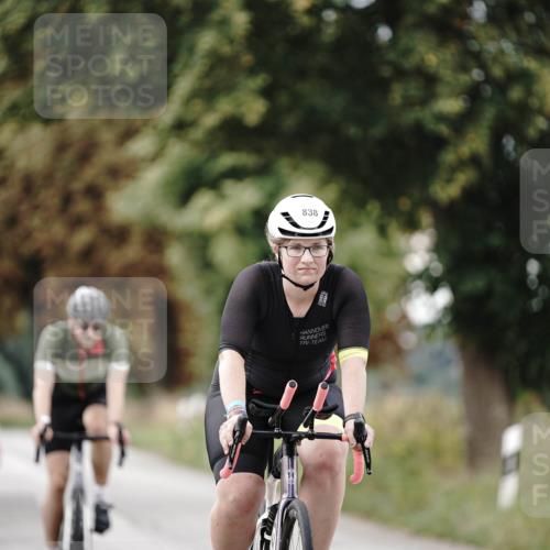 30.08.2026 - Elbe Triathlon Hamburg Michael Burmester http://msf.ph/oto/10070728 30.08.2026 09:58:05 Radfahren 403, 423, 785, 838, 880, 944 meine-sportfotos.de