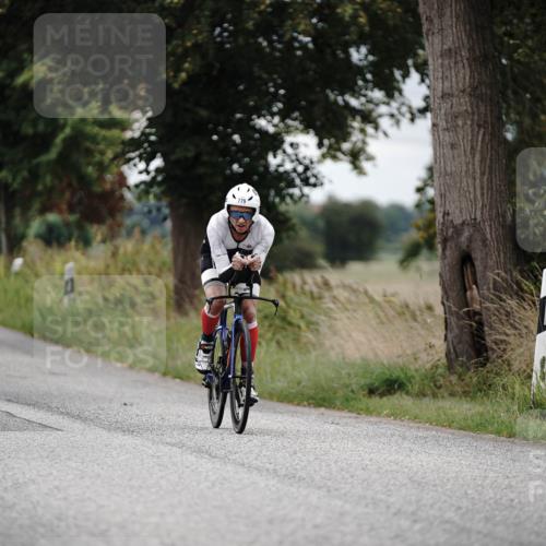 30.08.2026 - Elbe Triathlon Hamburg Michael Burmester http://msf.ph/oto/10070792 30.08.2026 09:58:37 Radfahren 417, 503, 508, 513, 526, 656, 779, 950 meine-sportfotos.de