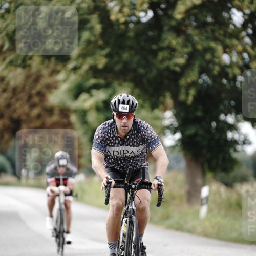 30.08.2026 - Elbe Triathlon Hamburg Michael Burmester http://msf.ph/oto/10070817 30.08.2026 09:58:45 Radfahren 464, 513, 746, 950 meine-sportfotos.de