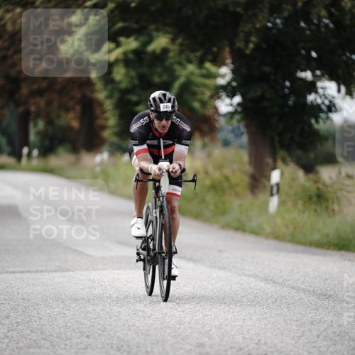 30.08.2026 - Elbe Triathlon Hamburg Michael Burmester http://msf.ph/oto/10070822 30.08.2026 09:58:46 Radfahren 464, 513, 540, 746, 950 meine-sportfotos.de