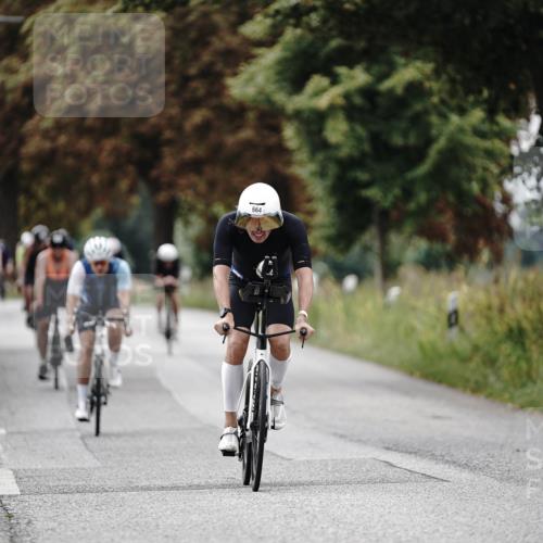 30.08.2026 - Elbe Triathlon Hamburg Michael Burmester http://msf.ph/oto/10070842 30.08.2026 09:59:00 Radfahren 299, 409, 605, 664, 691, 718 meine-sportfotos.de