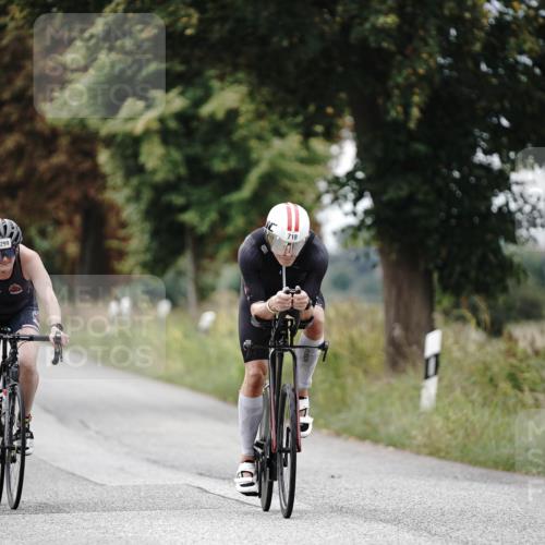 30.08.2026 - Elbe Triathlon Hamburg Michael Burmester http://msf.ph/oto/10070856 30.08.2026 09:59:05 Radfahren 299, 409, 491, 495, 579, 580, 605, 647, 691, 718, 802 meine-sportfotos.de