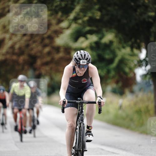 30.08.2026 - Elbe Triathlon Hamburg Michael Burmester http://msf.ph/oto/10070859 30.08.2026 09:59:06 Radfahren 299, 491, 495, 579, 580, 605, 647, 691, 718, 802 meine-sportfotos.de