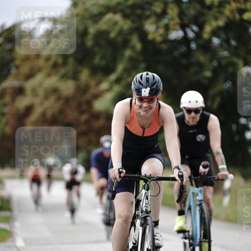 30.08.2026 - Elbe Triathlon Hamburg Michael Burmester http://msf.ph/oto/10070878 30.08.2026 09:59:10 Radfahren 472, 491, 495, 579, 580, 647, 802, 934 meine-sportfotos.de
