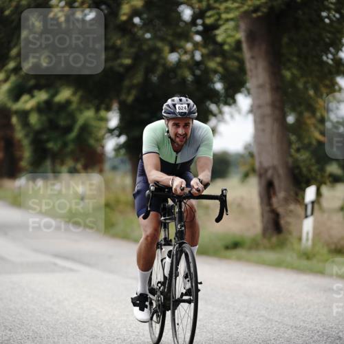 30.08.2026 - Elbe Triathlon Hamburg Michael Burmester http://msf.ph/oto/10070931 30.08.2026 09:59:36 Radfahren 331, 608, 624, 655, 863 meine-sportfotos.de