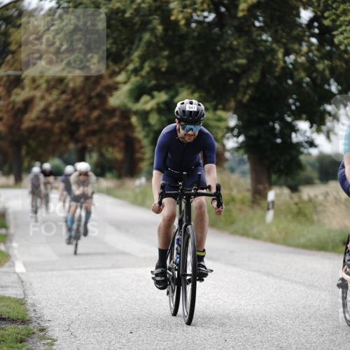 30.08.2026 - Elbe Triathlon Hamburg Michael Burmester http://msf.ph/oto/10070957 30.08.2026 09:59:56 Radfahren 248, 394, 430, 467, 532, 547, 596, 697, 769, 874, 900, 947, 958 meine-sportfotos.de