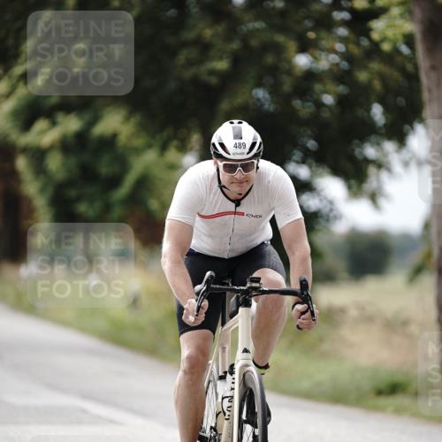 30.08.2026 - Elbe Triathlon Hamburg Michael Burmester http://msf.ph/oto/10070982 30.08.2026 10:00:20 Radfahren 489 meine-sportfotos.de