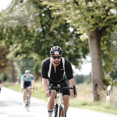 30.08.2026 - Elbe Triathlon Hamburg Michael Burmester http://msf.ph/oto/10070987 30.08.2026 10:00:30 Radfahren 510, 571, 638, 898, 931 meine-sportfotos.de