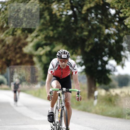 30.08.2026 - Elbe Triathlon Hamburg Michael Burmester http://msf.ph/oto/10071012 30.08.2026 10:00:44 Radfahren 577, 724, 866 meine-sportfotos.de