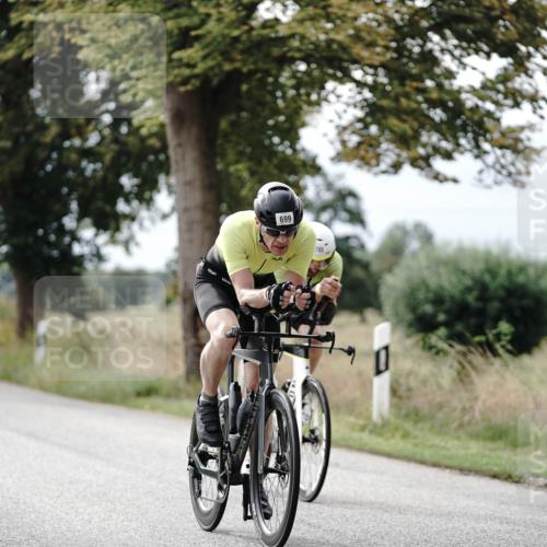 30.08.2026 - Elbe Triathlon Hamburg Michael Burmester http://msf.ph/oto/10071053 30.08.2026 10:01:06 Radfahren 548, 636, 650, 671, 675, 699, 705, 831 meine-sportfotos.de