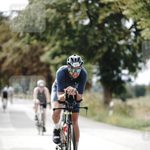 30.08.2026 - Elbe Triathlon Hamburg Michael Burmester http://msf.ph/oto/10071058 30.08.2026 10:01:09 Radfahren 650, 671, 675, 699, 700, 705, 831 meine-sportfotos.de