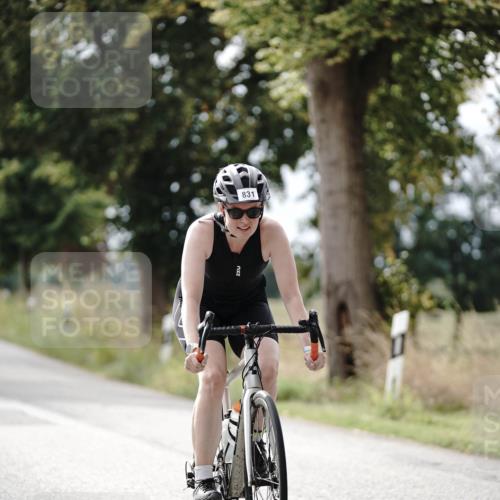 30.08.2026 - Elbe Triathlon Hamburg Michael Burmester http://msf.ph/oto/10071063 30.08.2026 10:01:11 Radfahren 533, 650, 671, 675, 700, 831 meine-sportfotos.de