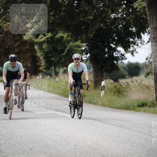 30.08.2026 - Elbe Triathlon Hamburg Michael Burmester http://msf.ph/oto/10071092 30.08.2026 10:01:32 Radfahren 264, 475, 618, 637, 782 meine-sportfotos.de