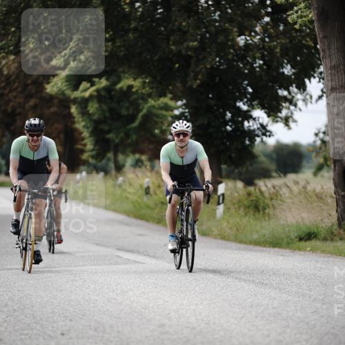 30.08.2026 - Elbe Triathlon Hamburg Michael Burmester http://msf.ph/oto/10071093 30.08.2026 10:01:32 Radfahren 264, 475, 618, 637, 782 meine-sportfotos.de
