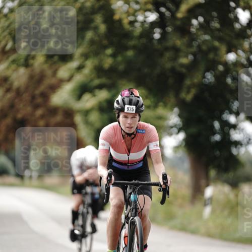30.08.2026 - Elbe Triathlon Hamburg Michael Burmester http://msf.ph/oto/10071113 30.08.2026 10:01:40 Radfahren 566, 620, 651, 782, 975 meine-sportfotos.de