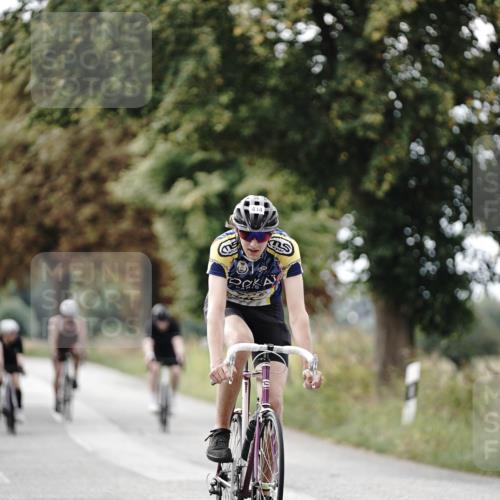 30.08.2026 - Elbe Triathlon Hamburg Michael Burmester http://msf.ph/oto/10071183 30.08.2026 10:02:17 Radfahren 414, 459, 568, 725, 882 meine-sportfotos.de