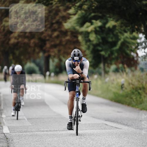 30.08.2026 - Elbe Triathlon Hamburg Michael Burmester http://msf.ph/oto/10071326 30.08.2026 10:03:52 Radfahren 426, 536, 589, 805 meine-sportfotos.de