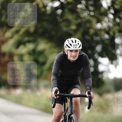 30.08.2026 - Elbe Triathlon Hamburg Michael Burmester http://msf.ph/oto/10071334 30.08.2026 10:03:55 Radfahren 521, 536, 589, 805, 953 meine-sportfotos.de