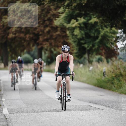 30.08.2026 - Elbe Triathlon Hamburg Michael Burmester http://msf.ph/oto/10071365 30.08.2026 10:04:15 Radfahren 597, 766, 818, 844, 948, 952 meine-sportfotos.de