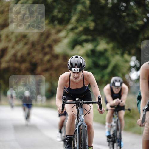 30.08.2026 - Elbe Triathlon Hamburg Michael Burmester http://msf.ph/oto/10071376 30.08.2026 10:04:20 Radfahren 597, 766, 818, 844, 952, 974 meine-sportfotos.de