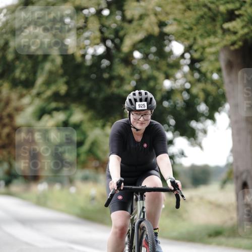 30.08.2026 - Elbe Triathlon Hamburg Michael Burmester http://msf.ph/oto/10071447 30.08.2026 10:05:10 Radfahren 659, 703, 821, 925 meine-sportfotos.de