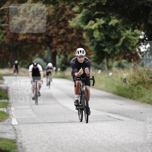 30.08.2026 - Elbe Triathlon Hamburg Michael Burmester http://msf.ph/oto/10071456 30.08.2026 10:05:17 Radfahren 591, 659, 683, 703, 798 meine-sportfotos.de